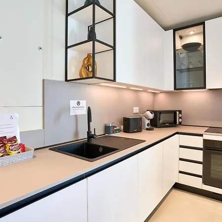 High-rise Elegance With Sea Views 아파트 Saint Julian's