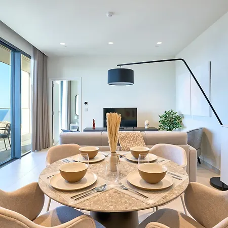公寓 High-rise Elegance With Sea Views Saint Julian's