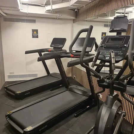 Apartment High-rise Elegance 18th Floor With Stunning Sea Views *